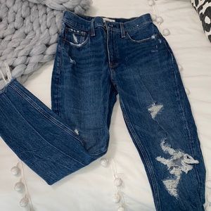 Abercrombie & Fitch Mom Jeans